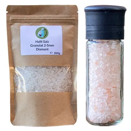 Kubisches Halitsalz Granulat mit Mühle
